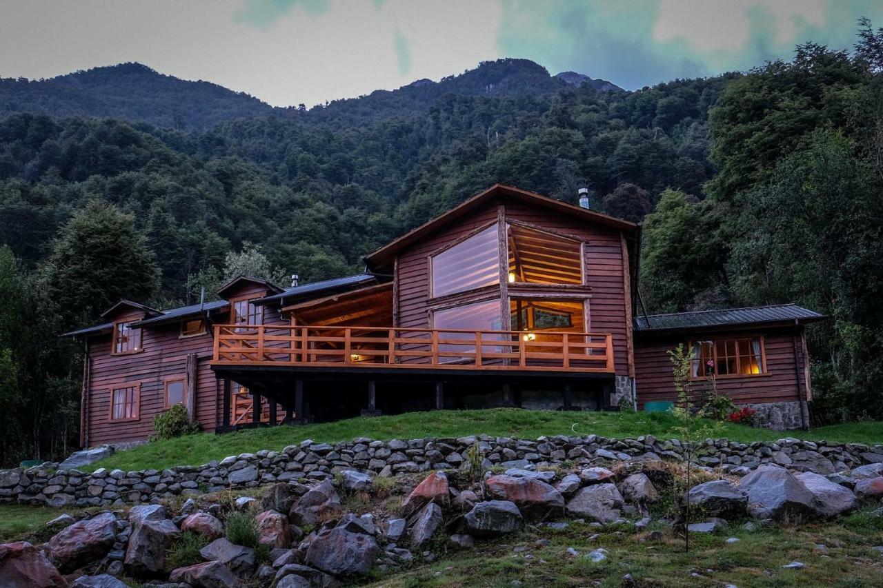 La Cabana Fishing Lodge Puerto Ramirez Exterior photo