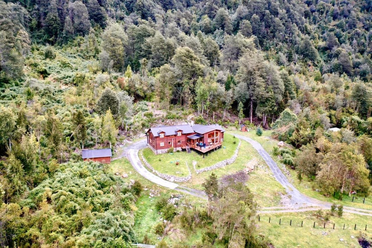 La Cabana Fishing Lodge Puerto Ramirez Exterior photo
